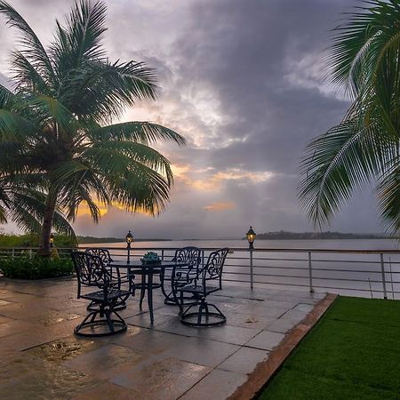 Deltin Palms Riverfront Панаджи Екстериор снимка